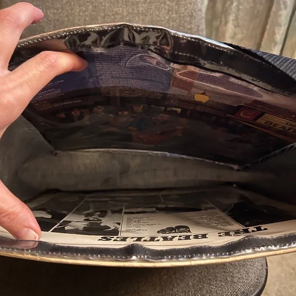 Sale🔥Beatles Record messenger bag - Picture 5 of 9